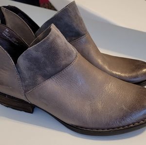 born boots clearance